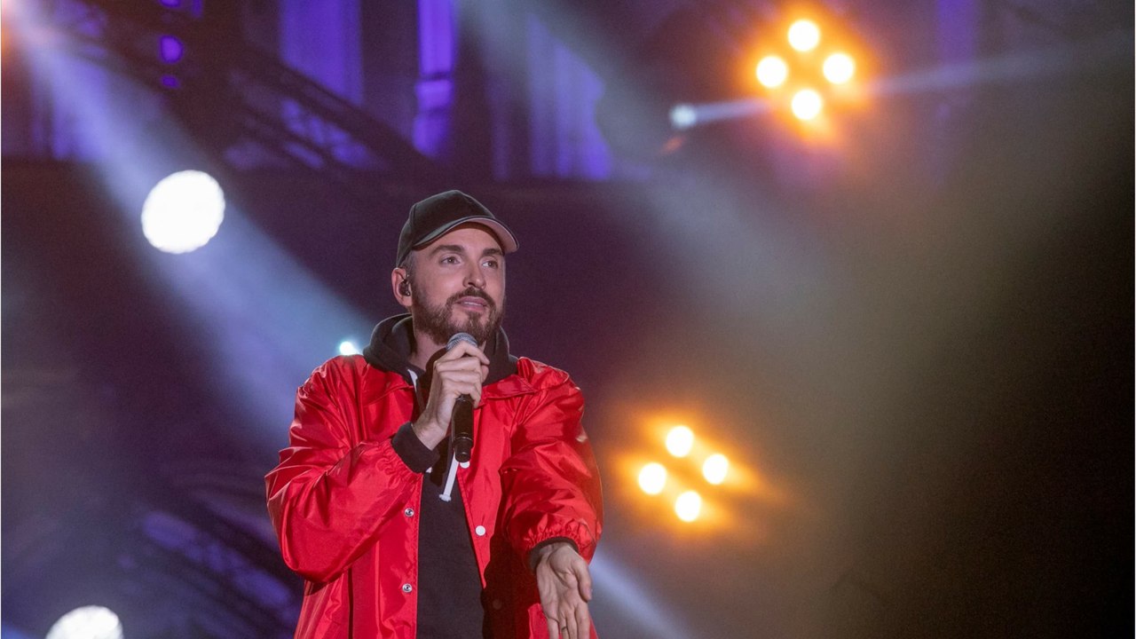 GALA VIDEO - Christophe Willem sans tabou sur la chirurgie esthétique : la liste impressionnante de ses changements
