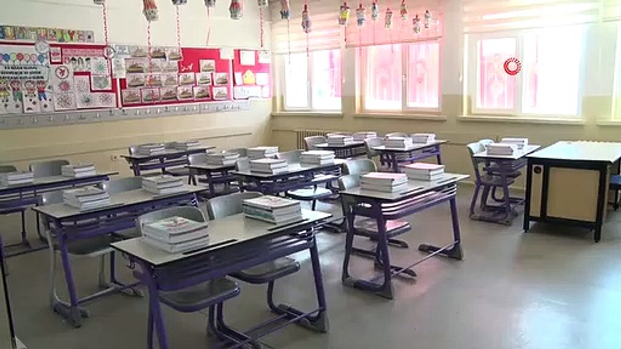 2023-2024 Eğitim Öğretim Yılında Yardımcı Kaynaklar Okul Sıralarında