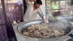 KABULI PULAO RECIPE - GIANT MEAT RICE PREPARE ON LARGE SCALE - AFGHANI PULAO PESHAWAR STREET FOOD