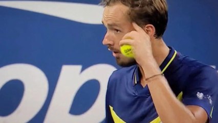 Hilarious Moment Daniil Medvedev was Furious Thursday with Fans During a Spat at the US Open
