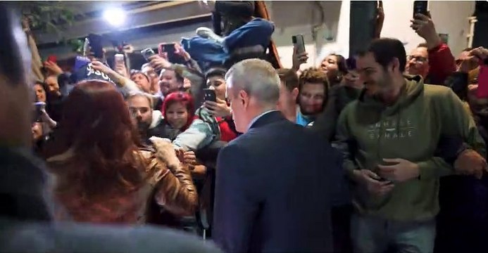 Imágenes inéditas del atentado a Cristina: el momento del intento de disparo