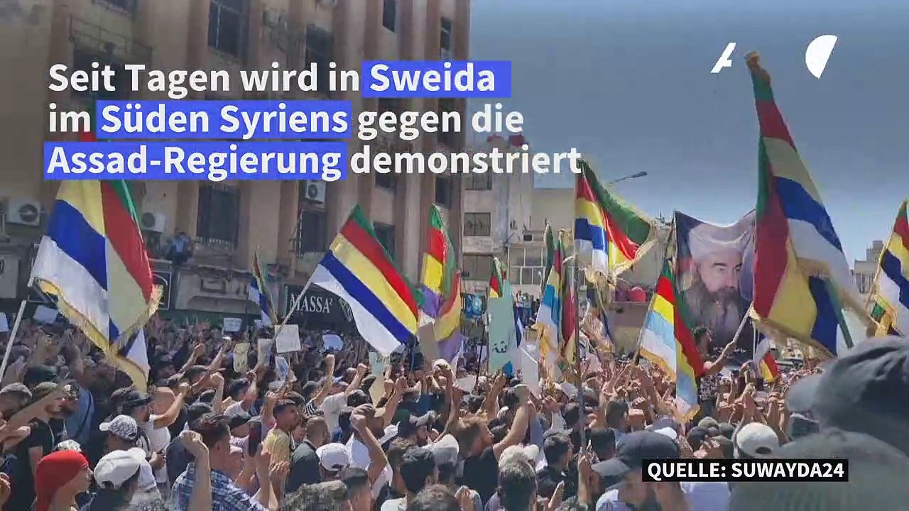 Tausende Syrer fordern Rücktritt Assads