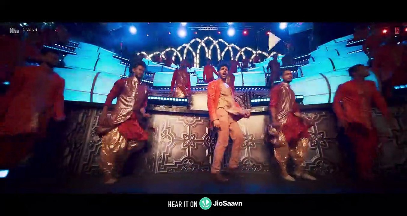 Gujju Pataka (Video) SatyaPrem Ki Katha _ Kartik, Kiara _ Meet Bros, Kumaar _Sameer, Sajid N, Namah