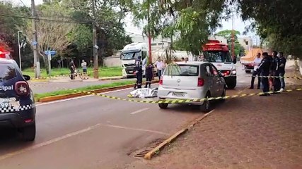 Mulher morre ao ser atropelada por caminhão em Toledo