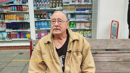 What do people think of Newark's Urgent Treatment centre opening hours?