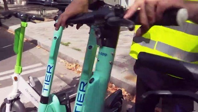 Paris termina com aluguel de patinetes elétricos
