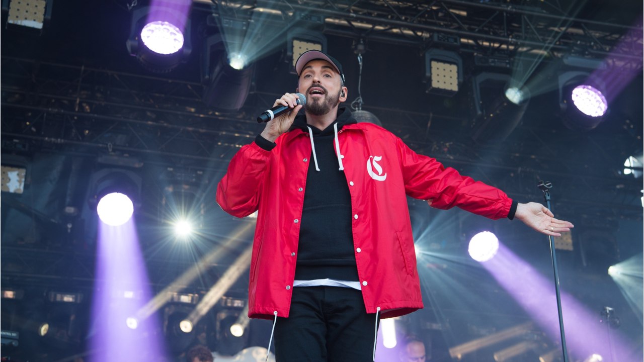 GALA VIDEO - Christophe Willem, pourquoi il a quitté Paris : “Cette ville m’est apparue comme une prison dorée”