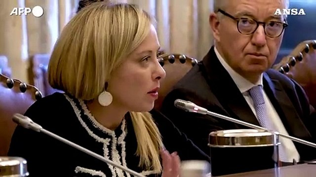 Manovra, governo al lavoro sui tagli. Landini a Meloni: Ci convochi