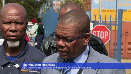 Continua busca por vítimas de incêndio letal em Johannesburgo