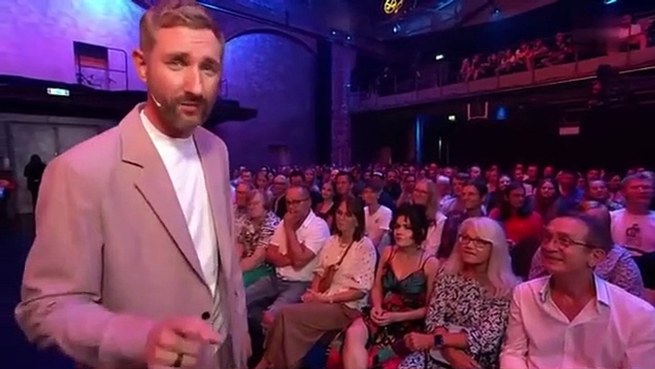 Chris Tall-Ab nach Malle (Die besten Comedians Deutschlands)