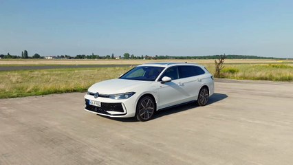 Volkswagen Passat SW e-Hybrid 2024 (Extérieur)
