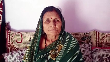गैस सिलेण्डर के दाम 200 रुपए कम होने पर गृहणियां खुश नहीं , कहा होने थे दाम आधे