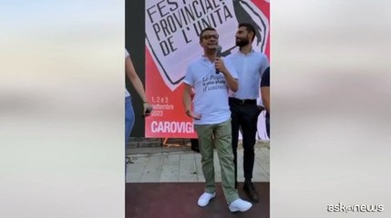 Pd, a Schlein la maglietta "La Puglia ? uno stato d'animo"