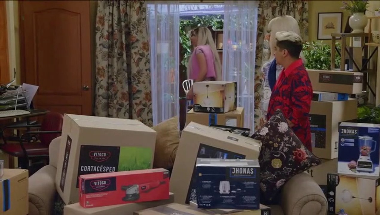 Casado Con Hijos / Temporada 5 / Cap 28 La maleta