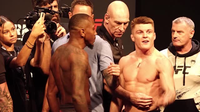 UFC Paris - Le face-à-face de Lapilus contre Loughran pour son grand retour
