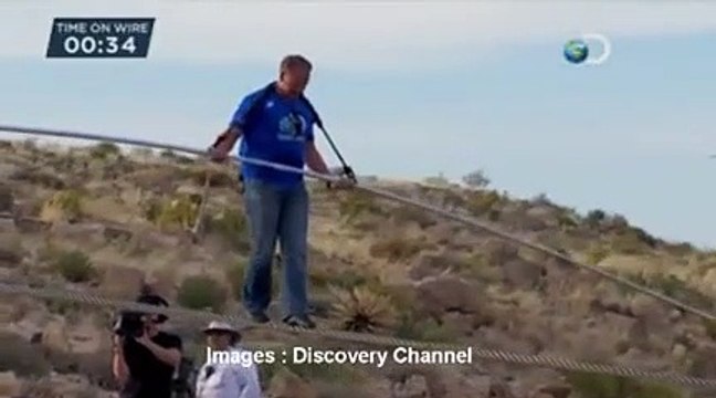 Exploit d'un funambule au dessus du Grand Canyon