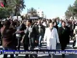 Tunisie: un policier tué dans les affrontements à Tunis