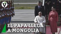 Las primeras imágenes del Papa en su viaje insólito a Mongolia, país con apenas 1.500 bautizados