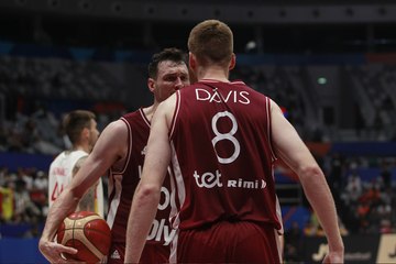 AR 01 SPAIN LATVIA OOV