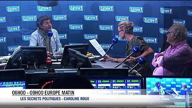 Crise de régime, le remaniement et le président sous la pluie... Voici le zapping matin !