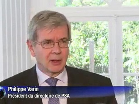 PSA, dans le rouge au premier semestre, se serre encore la ceinture