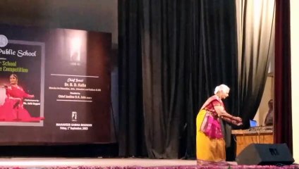 मंच पर दिखी गुरु-शिष्य की जुगलबंदी