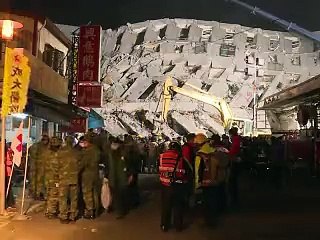 Séisme à Taïwan: 18 morts, une centaine de personnes toujours ensevelies