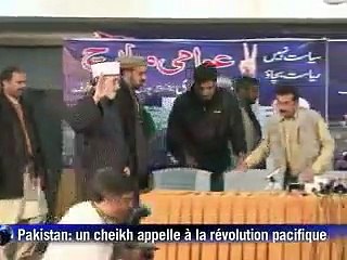 Pakistan: un cheikh hostile aux talibans lance sa "révolution"