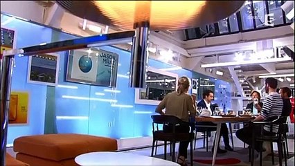 Stéphane Bern raconte : "l'hymne national britannique est né de l'anus de Louis XIV"