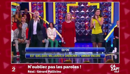 Elle remet son soutien-gorge mais se fait griller par Nagui !