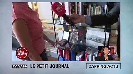 La plaisanterie coquine de François Hollande... sur une statue !