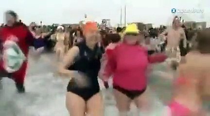 Bain du jour de l'an : 'Même pas froid!'