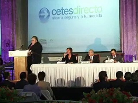 FMI: clôture des candidatures, vers un duel Carstens-Lagarde