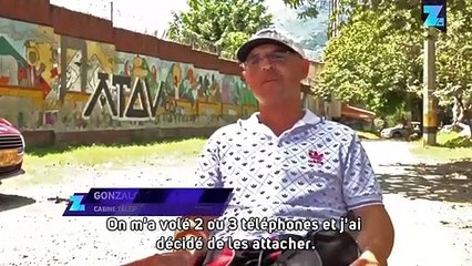Une cabine téléphonique humaine ? Oui, en Colombie !