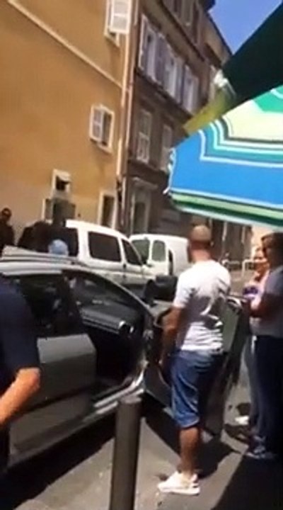 Marseille : des taxis piègent un chauffeur UberPop
