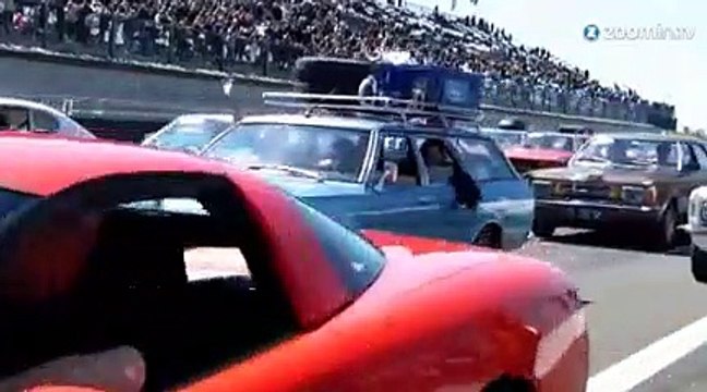 La voiture de Gaston Lagaffe à Magny-Cours!