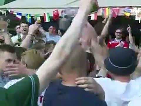 Euro-2016: l'Angleterre fait son entrée, ses hooligans sont déjà là