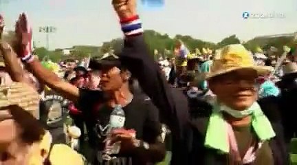 Thaïlande : la Première ministre résiste