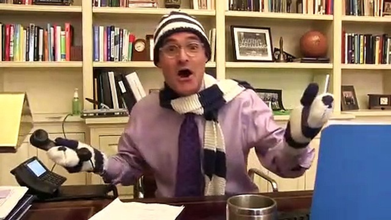 Un directeur d'école reprendre une chanson de La Reine des neiges pour annoncer la fermeture de son établissement