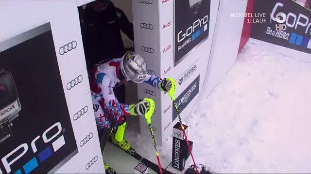 L'improbable chute de Julien Lizeroux au départ du slalom de Méribel