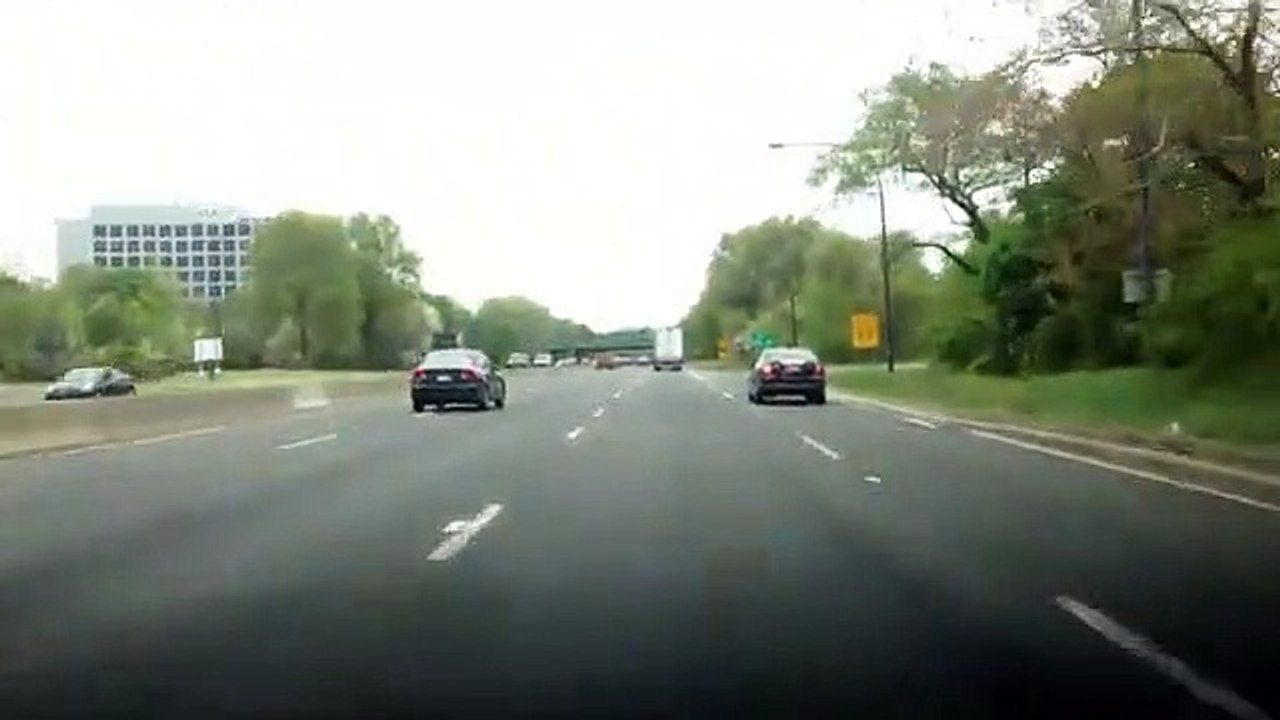 Accident sur la route : le camion était trop gros pour le pont