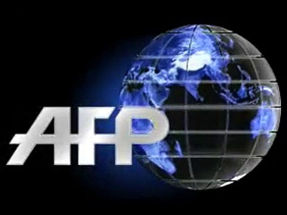 Corée du Nord: Kerry promet de défendre le Japon face à la menace nucléaire