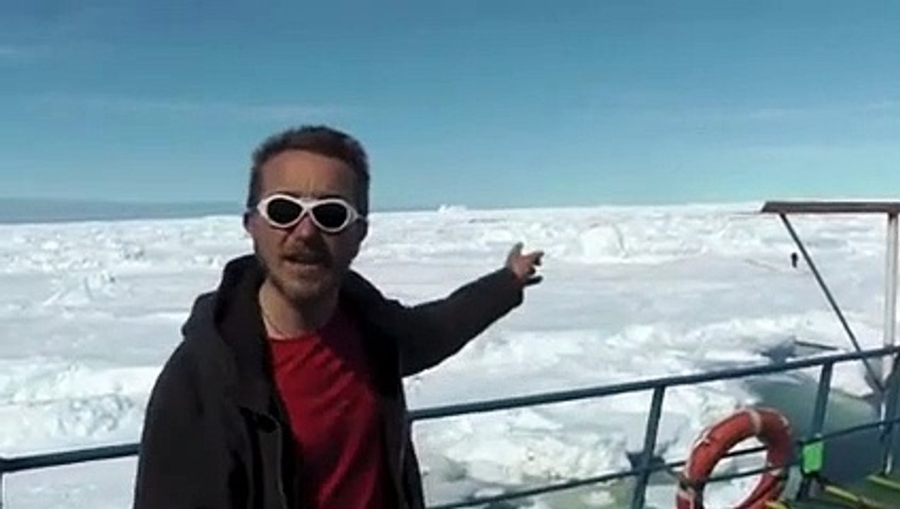 Lancement de l'opération de sauvetage du navire russe coincé en Antarctique
