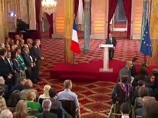 Hollande attendu face à la presse jeudi, au lendemain d'une journée noire où la France est entrée en récession