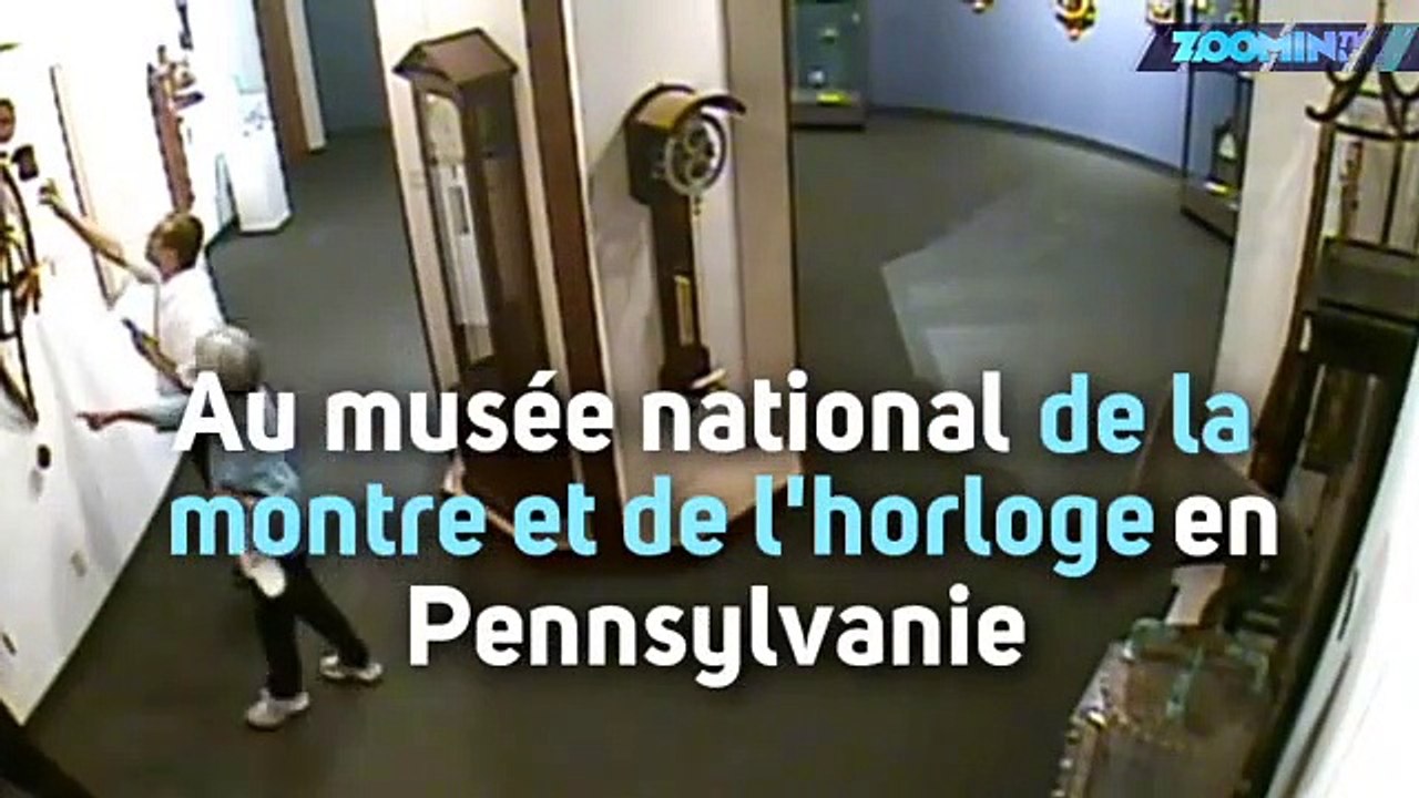 Par mégarde, des visiteurs démolissent une oeuvre d'art