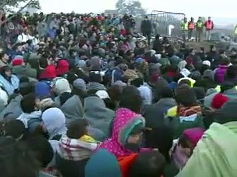 Migrants: l'UE crée 100.000 places d'accueil dans les Balkans