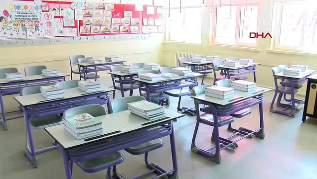 Le ministère de l'Éducation nationale a distribué 192 millions de manuels et de ressources supplémentaires pour l'année scolaire 2023-2024.