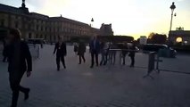 L'altercation de Jay-Z avec un touriste au musée du Louvre