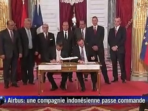 Airbus scelle à l'Elysée le plus gros contrat de l'histoire aéronautique