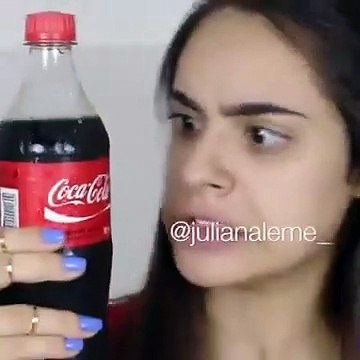 Maquillage : Découvrez l'étonnante astuce du bouchon de coca pour réussir son make-up des yeux !